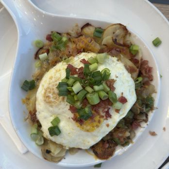 Broken Yolk Cafe - Hash Skillet - American Near Me - Las Vegas, Nevada