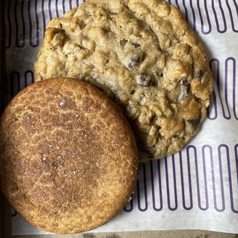 Insomnia Cookies - Deluxe cookies - Ice Cream & Frozen Yogurt Near Me - Houston, Texas Insomnia Cookies - Deluxe cookies - Ice Cream & Frozen Yogurt Near Me - Houston, Texas