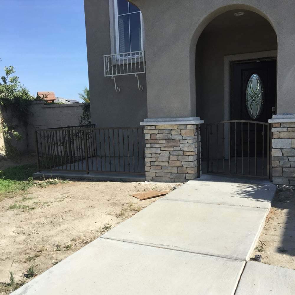 RONNIE’S GATES AND FENCING Updated September 2024 Pomona