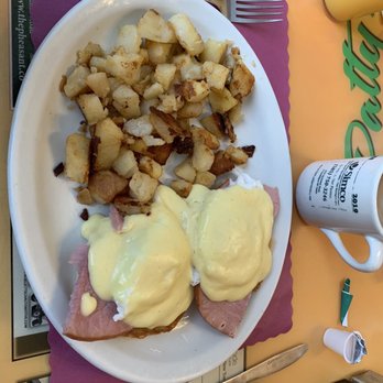 Patty's Place - Eggs Benedict and home fries - Breakfast & Brunch Near Me - Canandaigua, New York Patty's Place - Eggs Benedict and home fries - Breakfast & Brunch Near Me - Canandaigua, New York