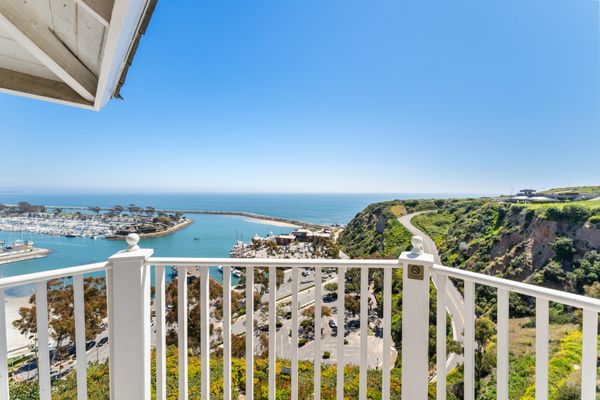 Blue Lantern Inn by null