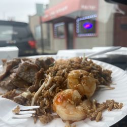 Hong Kong Kitchen - Jumbo shrimp fried rice and Mongolian beef