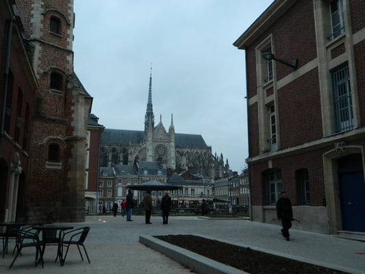 Cathédrale Notre-Dame d'Amiens by null