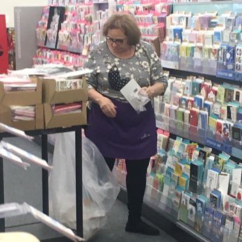 CVS Pharmacy - Maskless employee - Drugstores Near Me - Seaford, New York CVS Pharmacy - Maskless employee - Drugstores Near Me - Seaford, New York