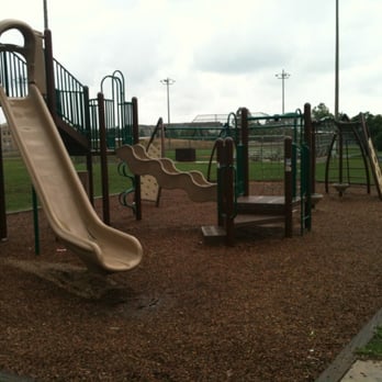 Alabama Drive Park - Parks Near Me - Herndon, Virginia Alabama Drive Park - Parks Near Me - Herndon, Virginia