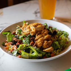 Mammoth Burger - Crispy Chicken Bacon Salad