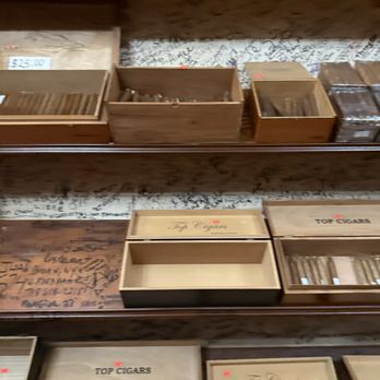 Top Cigars - Cuban Cigars - Tobacco Shops Near Me - Miami, Florida Top Cigars - Cuban Cigars - Tobacco Shops Near Me - Miami, Florida