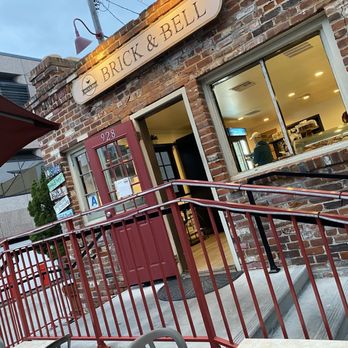 Brick & Bell Cafe - Coffee & Tea Near Me - La Jolla, California