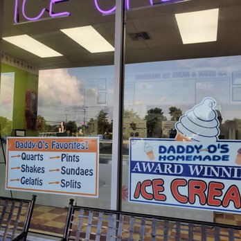 Daddy O's Creamery - a bench outside - Ice Cream & Frozen Yogurt Near Me - Marlton, New Jersey Daddy O's Creamery - a bench outside - Ice Cream & Frozen Yogurt Near Me - Marlton, New Jersey