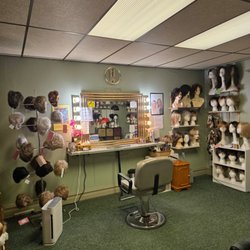 Lynn's Wig Boutique - Back room privacy area