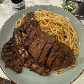 Four Seasons - Vietnamese Kitchen - Short Ribs and Garlic Noodles - Vietnamese Near Me - Reno, Nevada Four Seasons - Vietnamese Kitchen - Short Ribs and Garlic Noodles - Vietnamese Near Me - Reno, Nevada