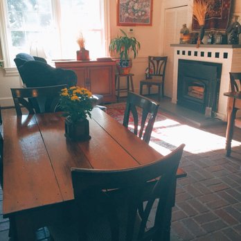 Arrowhead Inn Bed & Breakfast - Hotels Near Me - Durham, North Carolina