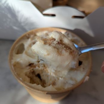 Bakerbots Baking  - Banana pudding - Desserts Near Me - Toronto, Ontario