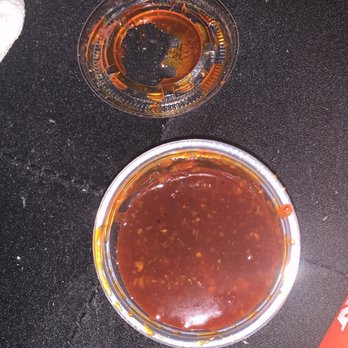 CM Chicken - Garlic Spicy Extra Sauce - Chicken Wings Near Me - Philadelphia, Pennsylvania
