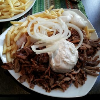Top Grill - Gyros, Tzatziki, Zwiebeln, Pommes Frites, Mayonnaise - Curry Sausage Near Me - Weilerswist, NW