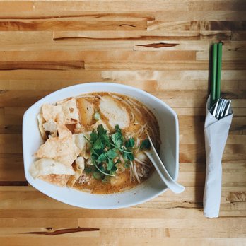Manaow - Tom yum noodle soup. Perfect for a rainy day! - Thai Near Me - Long Beach, California Manaow - Tom yum noodle soup. Perfect for a rainy day! - Thai Near Me - Long Beach, California