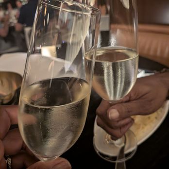 RPM Steak - Champagne toast - Steakhouses Near Me - Chicago, Illinois RPM Steak - Champagne toast - Steakhouses Near Me - Chicago, Illinois