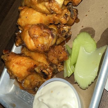 Hop Haus - Sweet & Heat Wings (yum). See reel and follow me @clinkdrinkeat.ct - Chicken Wings Near Me - Berlin, Connecticut Hop Haus - Sweet & Heat Wings (yum). See reel and follow me @clinkdrinkeat.ct - Chicken Wings Near Me - Berlin, Connecticut