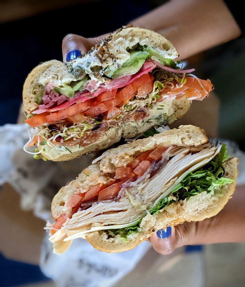 Hank’s Bagels