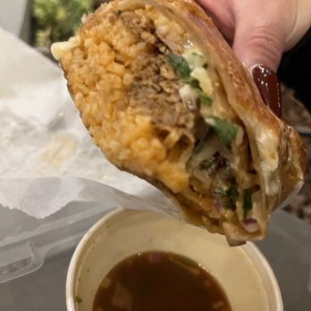 Bryans Birrieria - Birria Burrito & Consommé - Food Trucks Near Me - Long Beach, California Bryans Birrieria - Birria Burrito & Consommé - Food Trucks Near Me - Long Beach, California