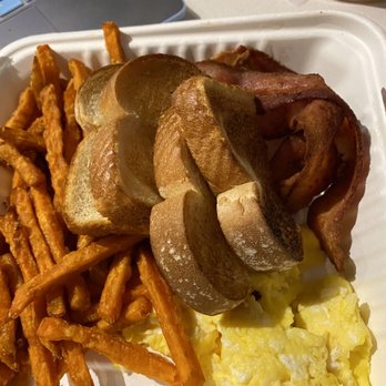 Ramona's Kitchen - Breakfast & Brunch Near Me - Markham, Ontario