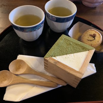 Susuru - Matcha Tiramisu, two teas and a special cookie they were offering to celebrate Girl's Day - Izakaya Near Me - Orlando, Florida Susuru - Matcha Tiramisu, two teas and a special cookie they were offering to celebrate Girl's Day - Izakaya Near Me - Orlando, Florida
