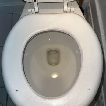 Hotel Catalina - Old toilet - Hotels Near Me - Avalon, California Hotel Catalina - Old toilet - Hotels Near Me - Avalon, California