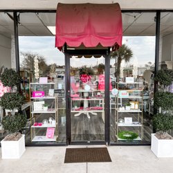 Out Of The Box Gifts & More - View of storefront from the parking lot