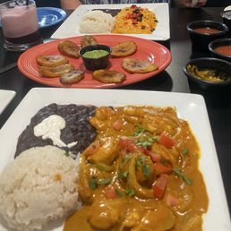 Divine Sustenance: Curry shrimp, fried plantains, Aji de Gallina and spicy salsa.   Libations: Mojito & Chicha Sour