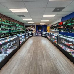 805 Smoke Shop and Tattoo Supplies
