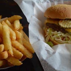 The Dog Hub - Cheeseburger and Frri