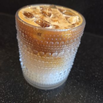 Rise Cafe - 12oz Iced roasted macnut latte - Coffee & Tea Near Me - Honolulu, Hawaii