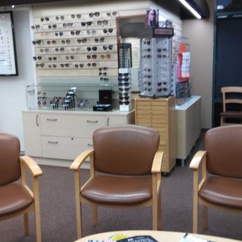 Golden West Optometry - Comfortable sitting while you wait - Optometrists Near Me - Orange, California Golden West Optometry - Comfortable sitting while you wait - Optometrists Near Me - Orange, California