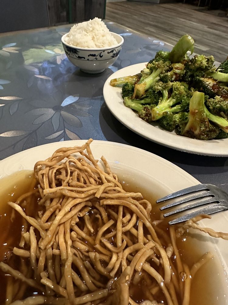 LITTLE CHOPSTICKS III Updated October 2024 45 Photos & 40 Reviews