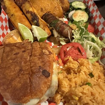 Dona Leti's - Birria Sampler - Cocktail Bars Near Me - Houston, Texas