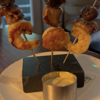 Americana House  - Surf + Turf skewers: NO seasoning! Bland! - American Near Me - Lodi, California