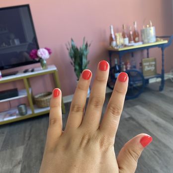 Lakeview Nails - No Chip - Nail Salons Near Me - Chicago, Illinois