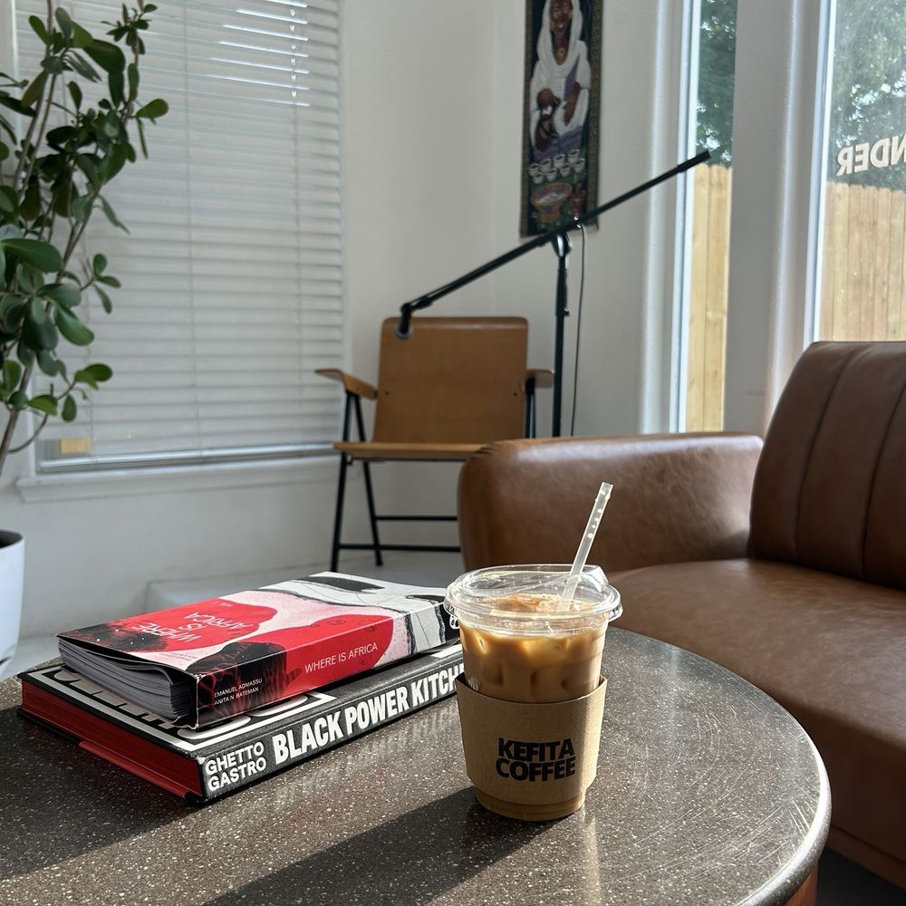 Kefita Coffee - Iced vanilla & caramel latte - Coffee & Tea Near Me - Houston, Texas