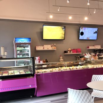 Le Macaron French Pastries - Coffee & Tea Near Me - Sarasota, Florida Le Macaron French Pastries - Coffee & Tea Near Me - Sarasota, Florida