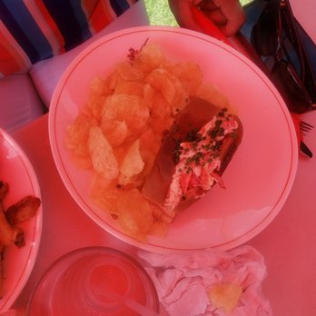 Cafe 44 - Lobster roll - American Near Me - Alexandria, Virginia