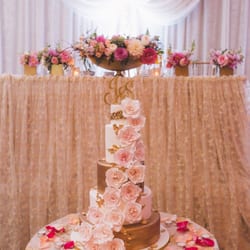 Sweet Philosophy - Brother's beautiful rose + gold wedding cake