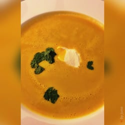 Tiemanns Restaurant - Karotten-Ingwer-Suppe mit frischem Koriander... Yummy