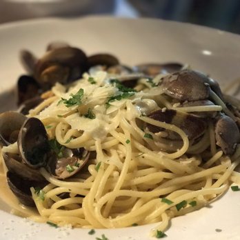 Mangia Mi - Pasta Vongole - Italian Near Me - Danville, California Mangia Mi - Pasta Vongole - Italian Near Me - Danville, California