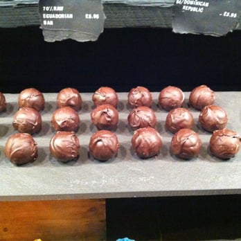 Bonbon Chocolate Boutique - Cafes Near Me - Manchester, XGM