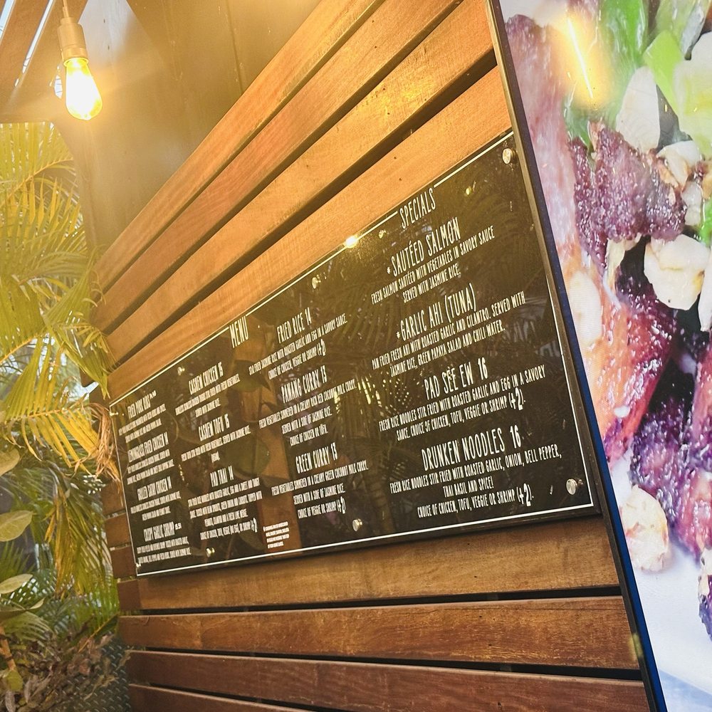Thai Mee Up - Menu - Food Trucks Near Me - Kihei, Hawaii Thai Mee Up - Menu - Food Trucks Near Me - Kihei, Hawaii