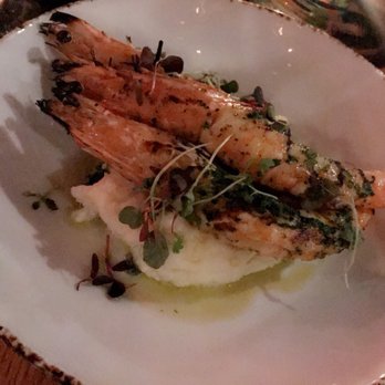 Casi Cielo - Langostinos - Cocktail Bars Near Me - Atlanta, Georgia