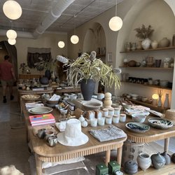 WILDERHOUSE - Inside of the shop
