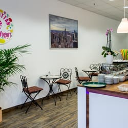 Manhattan Frozen Yogurt