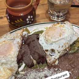 Chilaquiles Chilaquiles