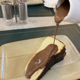San Sebastian with Chocolate Sauce - Single San Sebastian with Chocolate Sauce - Single